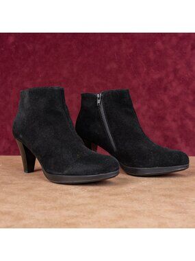 La Canadienne Women Black Suede Waterproof Fashion Dressy Ankle Heel Boots sz 8